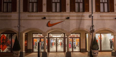 nike schoenen rotterdam|Nike outlet roermond.